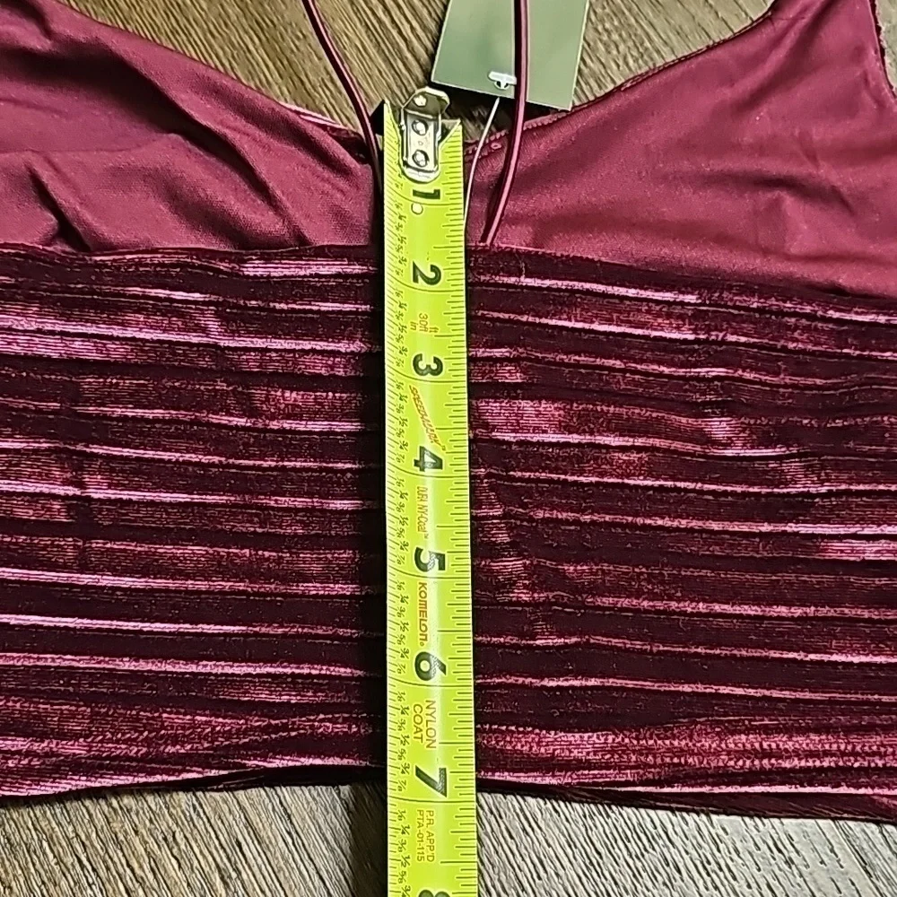 Wild Fable Cinched Front Velvet Ribbed Crop Top Size M - Picture 10 of 12